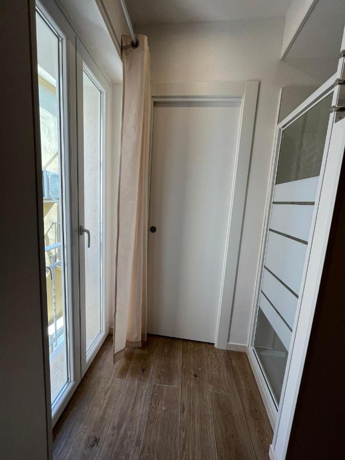 Aura B&B Bari Dış mekan fotoğraf